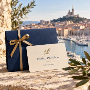 Carte cadeau Panier Phocéen avec enveloppe bleu marine et ambiance méditerranéenne à Marseille